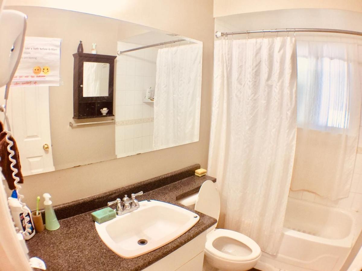 Good Location Apartment Surrey Luaran gambar